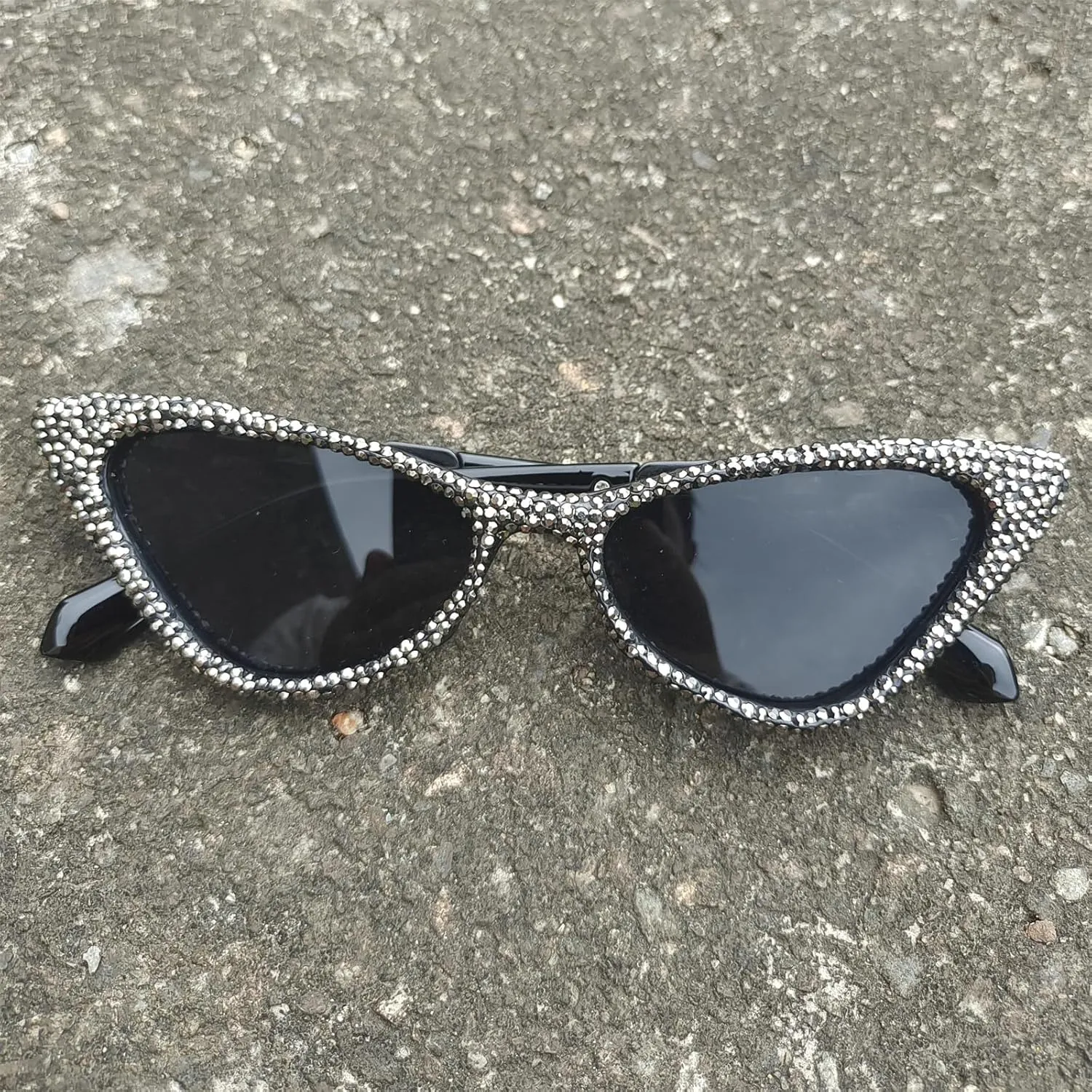 helena Unique leg Crystal Diamond Sunglasses Women Vintage Cat Eye Party Eyewear Sparkling Rhinestone Gradient Shades