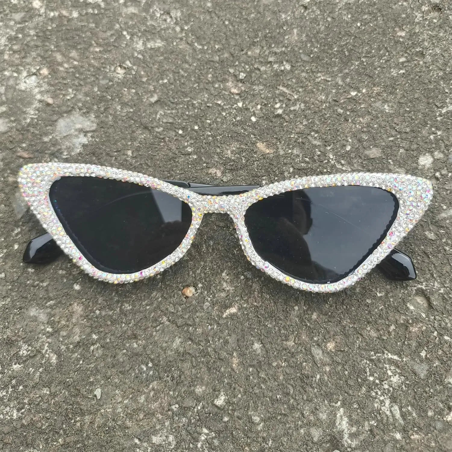 helena Unique leg Crystal Diamond Sunglasses Women Vintage Cat Eye Party Eyewear Sparkling Rhinestone Gradient Shades