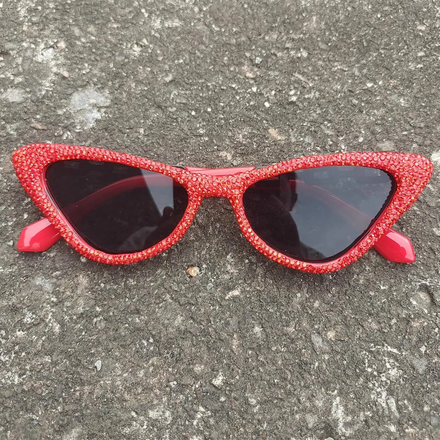helena Unique leg Crystal Diamond Sunglasses Women Vintage Cat Eye Party Eyewear Sparkling Rhinestone Gradient Shades