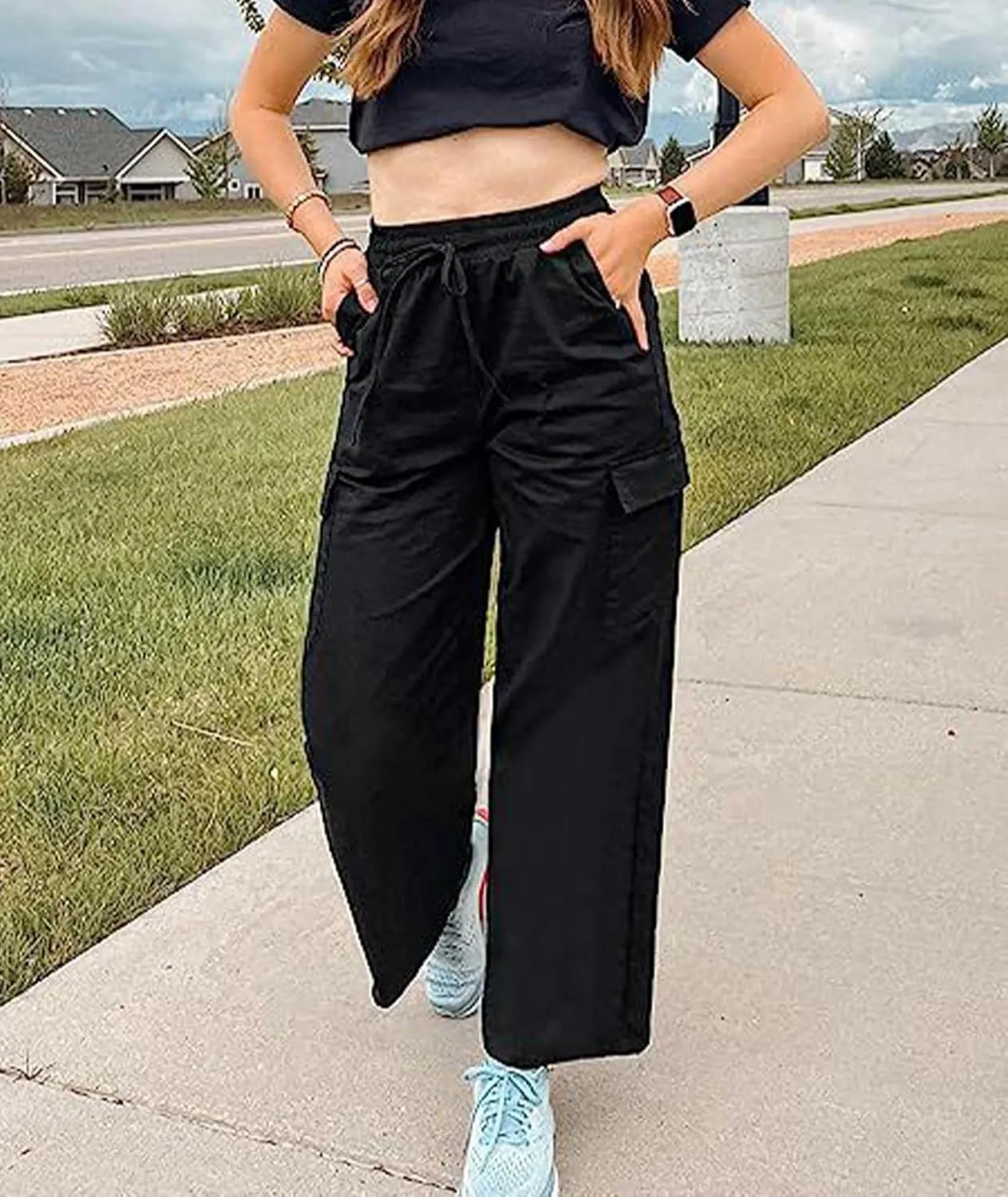 SOMTHRON Women's Cargo Pants Baggy Pull On Elastic Waist Relaxed Fit Flap Pockets Loose Straight Wide Leg Trousers