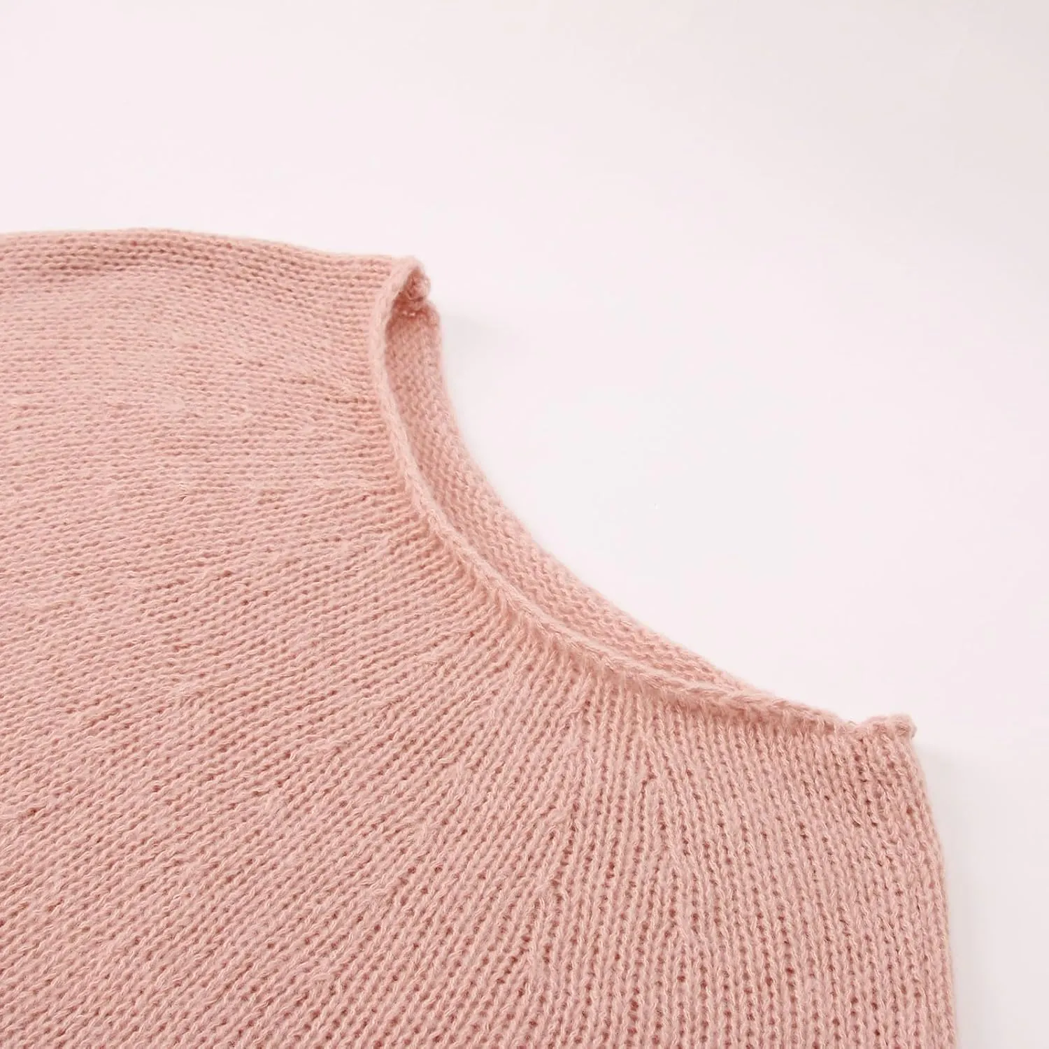 Womens Sweaters Cable Knit Round Neck Solid Color Long Sleeve Soft Lightweight Casual Jumper Tops